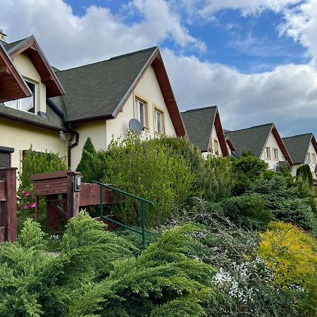 Apartament Hemingwaya Jelenia Góra Esterno foto