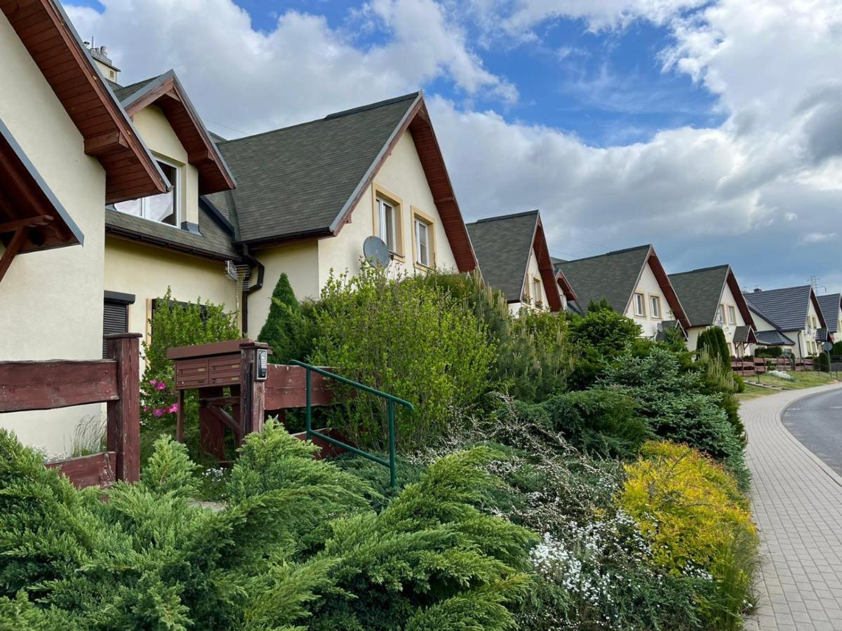 Apartament Hemingwaya Jelenia Góra Esterno foto