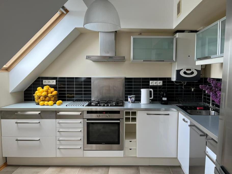 Apartament Hemingwaya Jelenia Góra Esterno foto